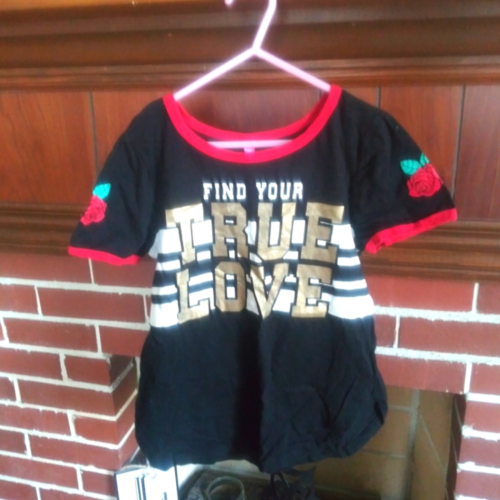 Desiree girls shirt